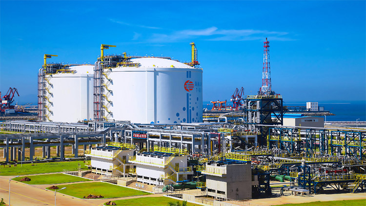 海南LNG接收站保税LNG储罐及配套设施.jpg